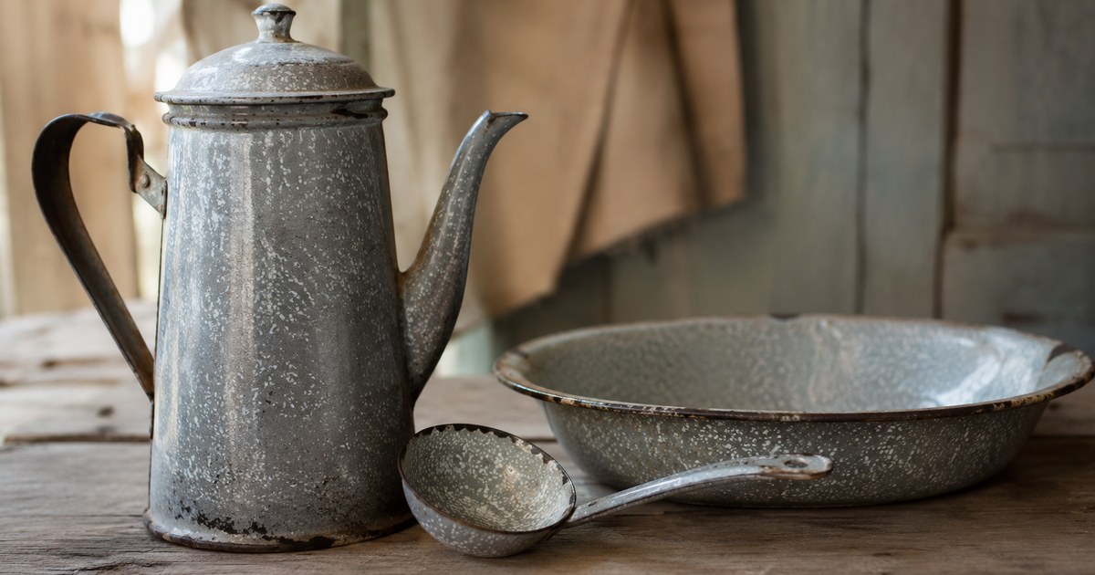 Antique Graniteware: How to Identify and Date Enamelware